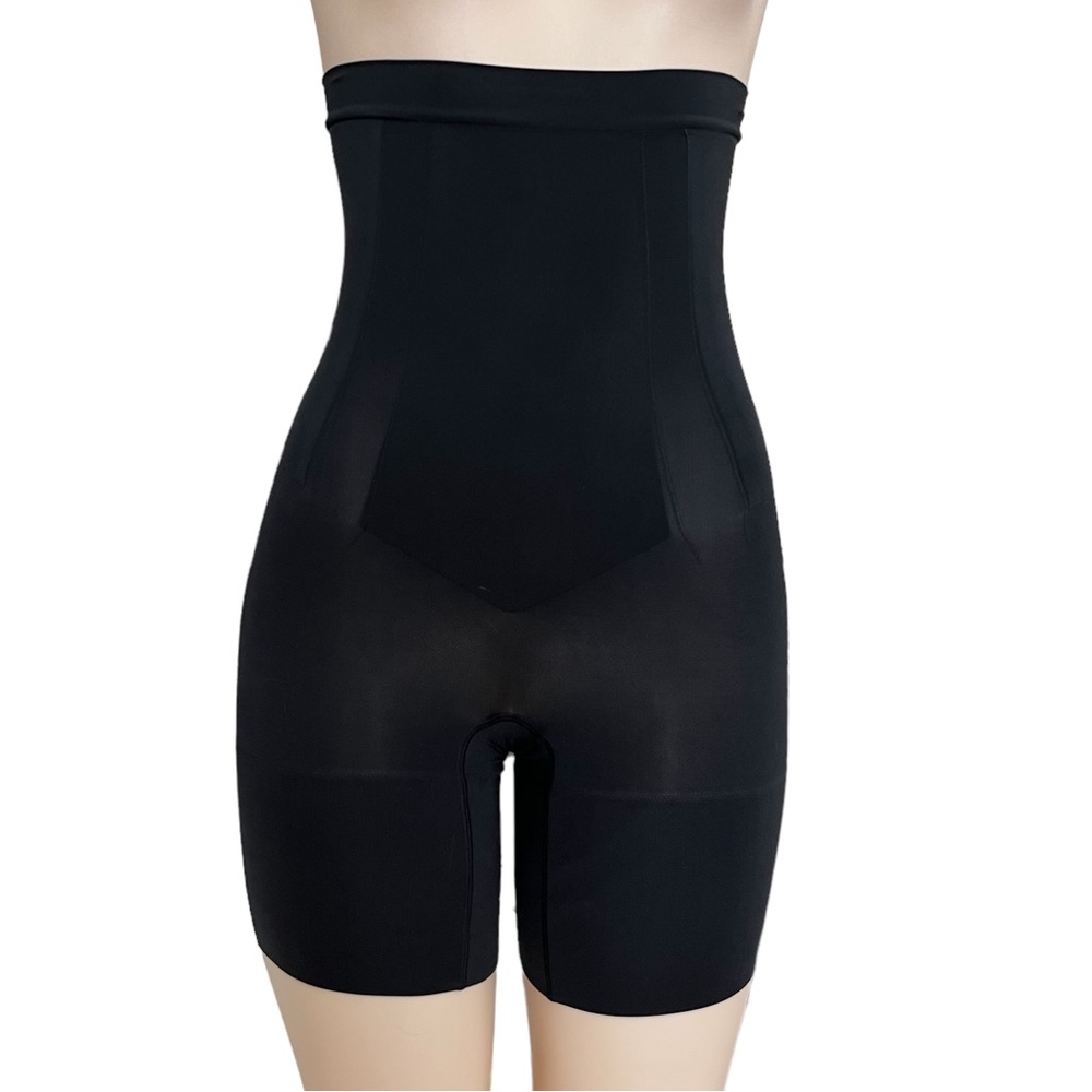 Spanx OnCore High Waist Mid Thigh Shortie Sculpting Shaper With Tummy Control
